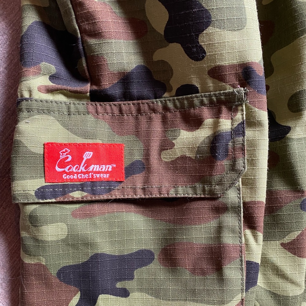 Camo elastic tapered Cookmans pants - Men’s medium